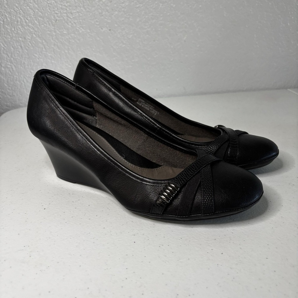 Eurosoft By Sofft Aubrey Shoes Womens Size 9.5 Black Leather Wedge Comfort Pumps